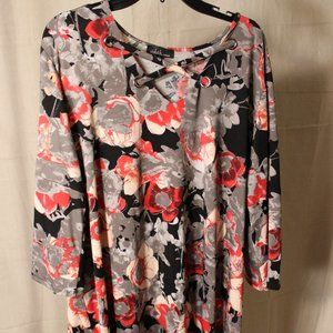 Violet B. dress with 3/4 bell sleeves. Black/red/grey/peach color. Size 2X.